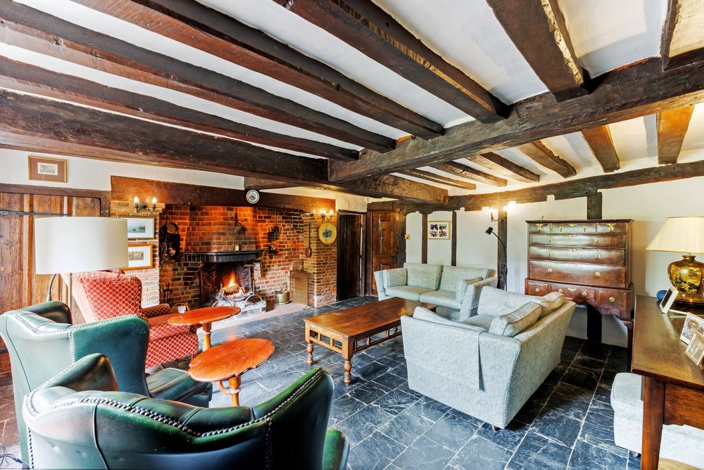 Property photo 2 of 38