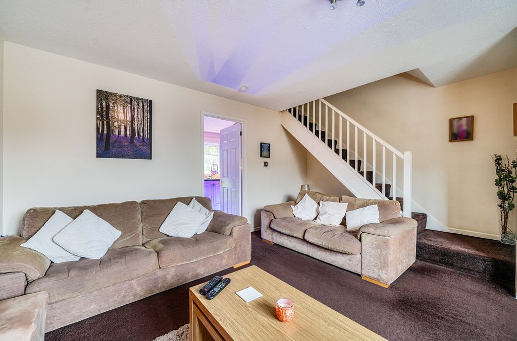 Property photo 3 of 10