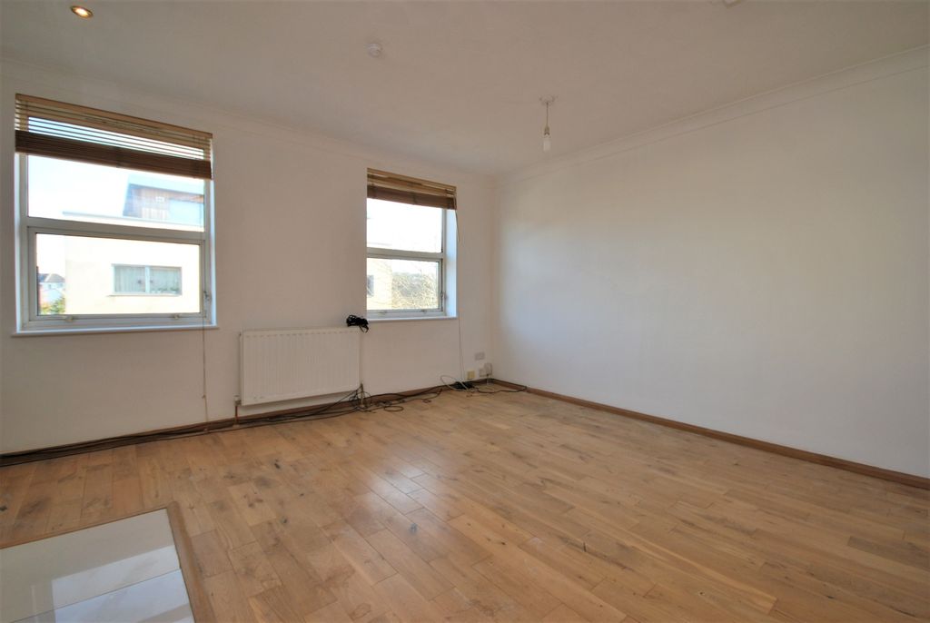 Property photo 2 of 10 Living Room