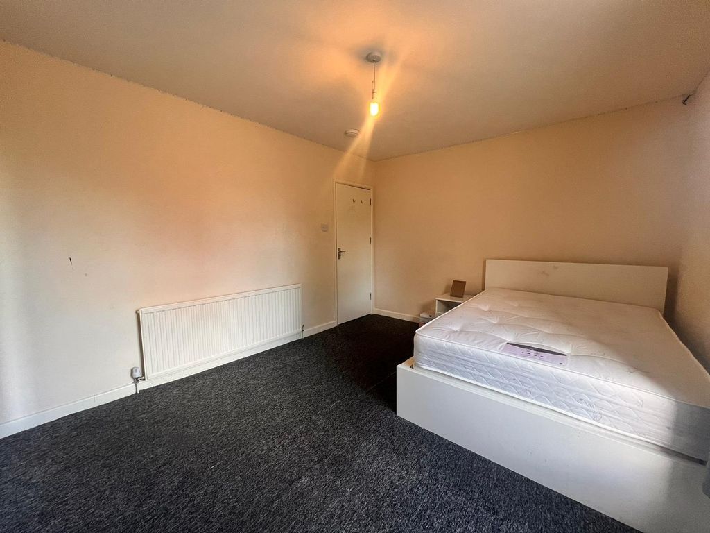 Property photo 2 of 2 Na