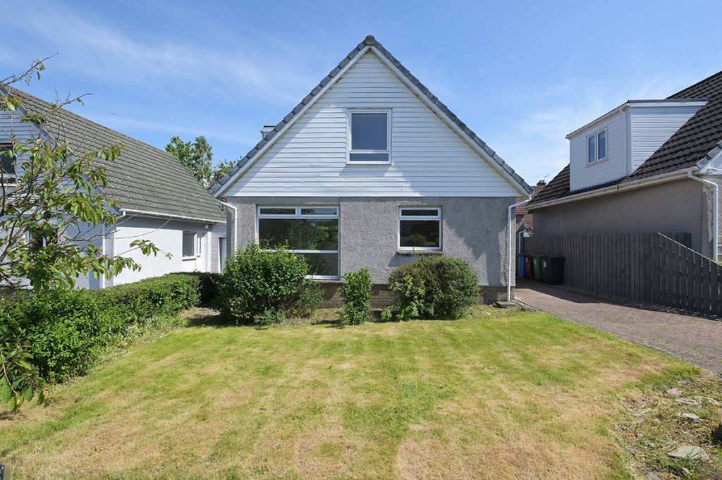 Property photo 1 of 27