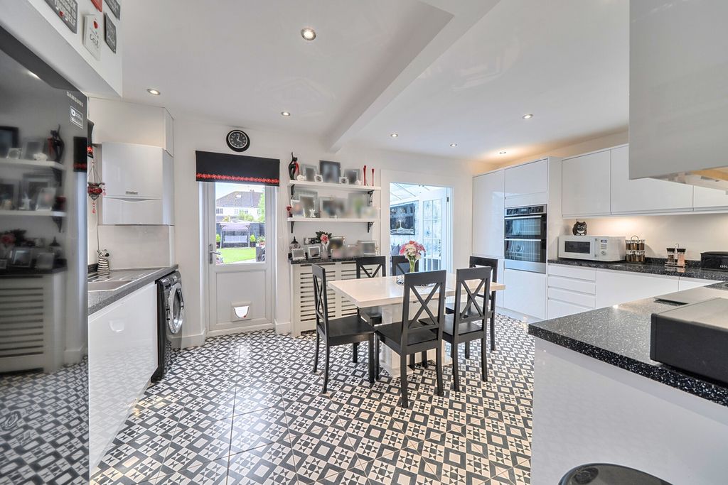 Property photo 2 of 20 1473284-4-6A2Adf5...