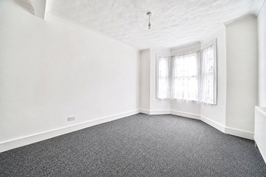 Property photo 3 of 34 Picture No. 56