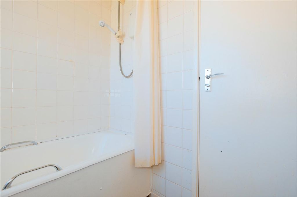 Additional image 10 of 1 bed flat for saleBurnblea Gardens, Hamilton ML3