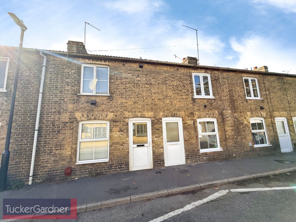 Property photo 1 of 8