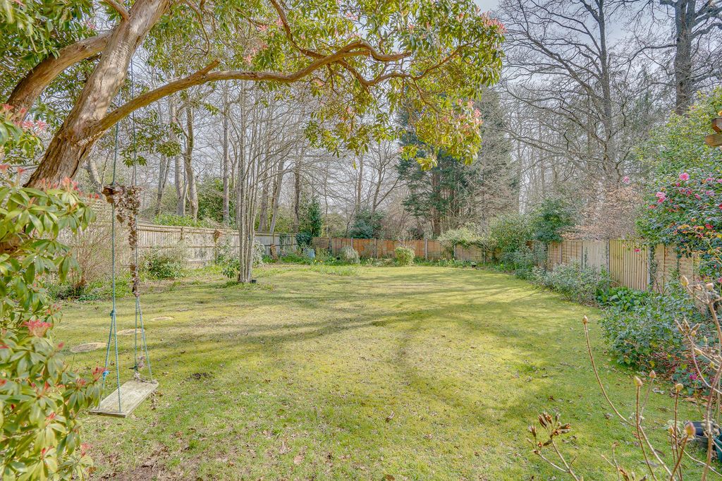 Property photo 3 of 25