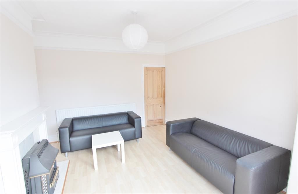 Property photo 3 of 24