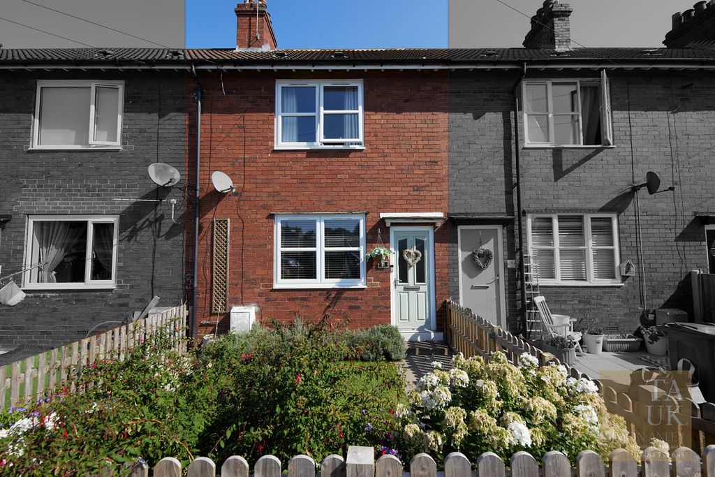 Property photo 1 of 14