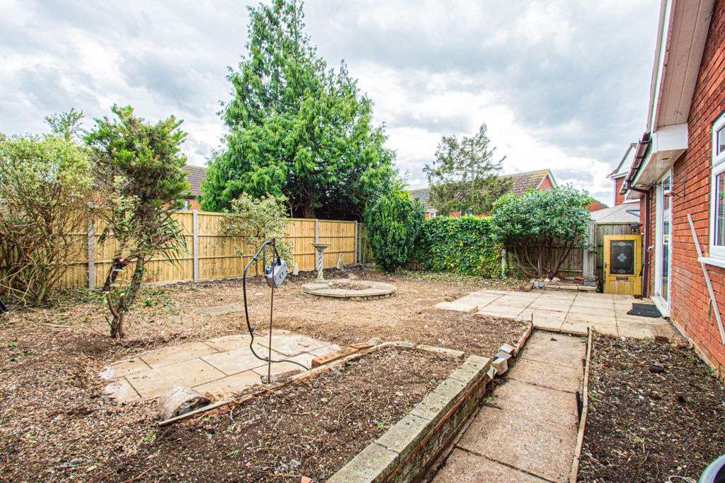Property photo 3 of 11 Rear Garden
