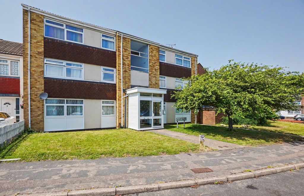 Property photo 1 of 15 5247763