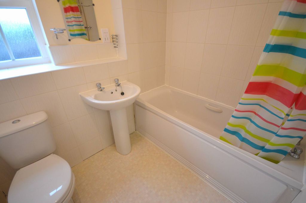 Property photo 3 of 5