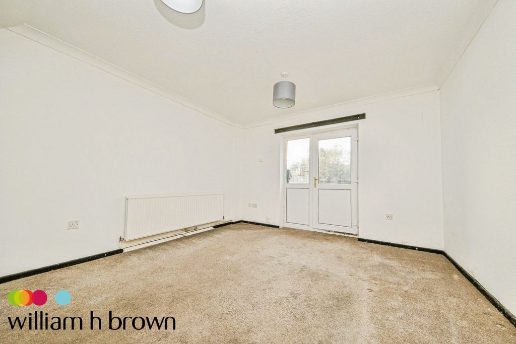 Property photo 3 of 8 View