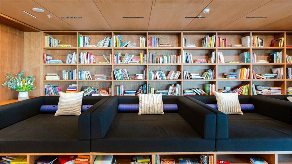 Property photo 2 of 10 Web_150Dpi-20201217_Wework_10_York_Road_-_London_0