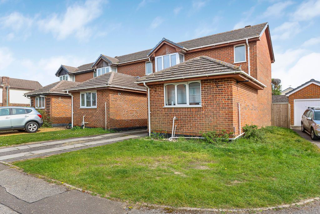 Property photo 1 of 17