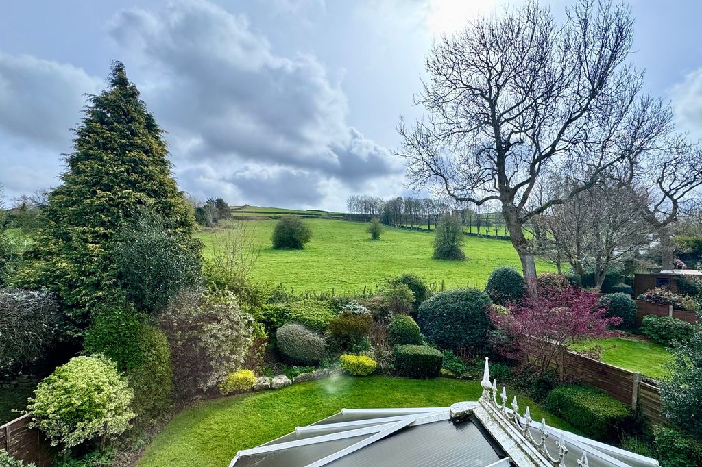 Additional image 7 of 4 bed detached house for saleHathersage Drive, Glossop SK13