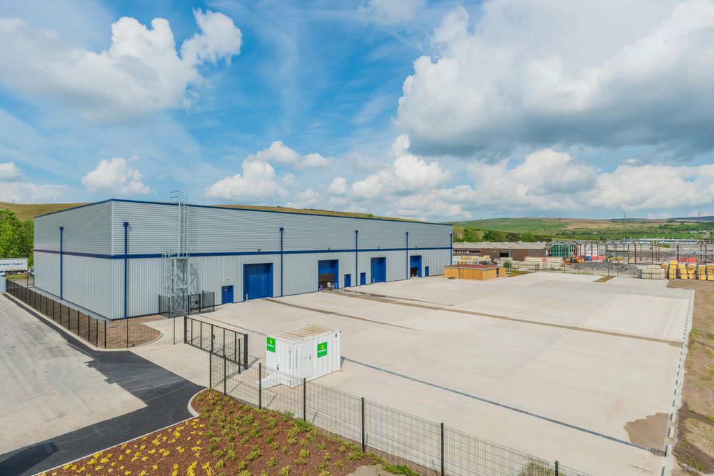 Property photo 3 of 20 Unit 4 Heads Of The Valley Ind Est Print60.Jpg