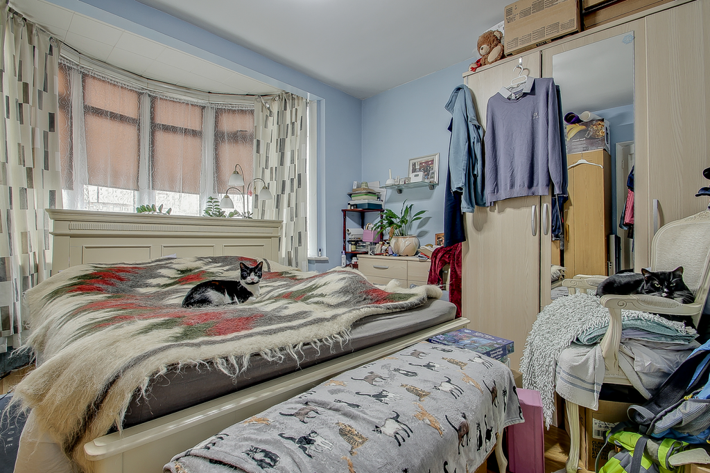 Property photo 2 of 7