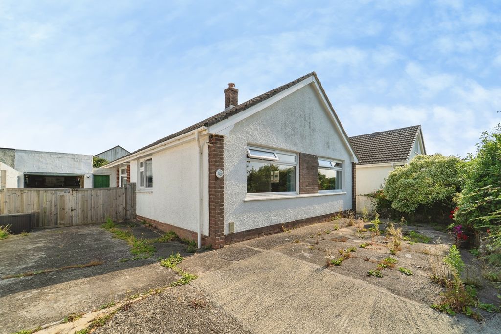 Property photo 2 of 19 Pbox-Img.Jpg