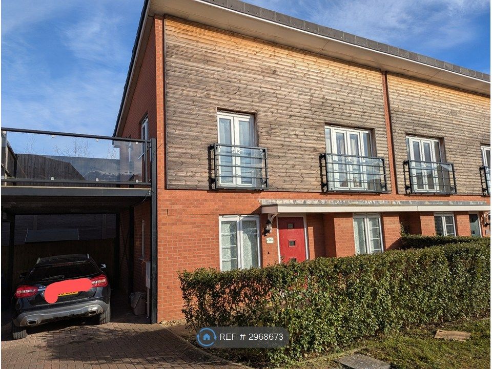 Property photo 1 of 12 Semi Detached With Front Garden