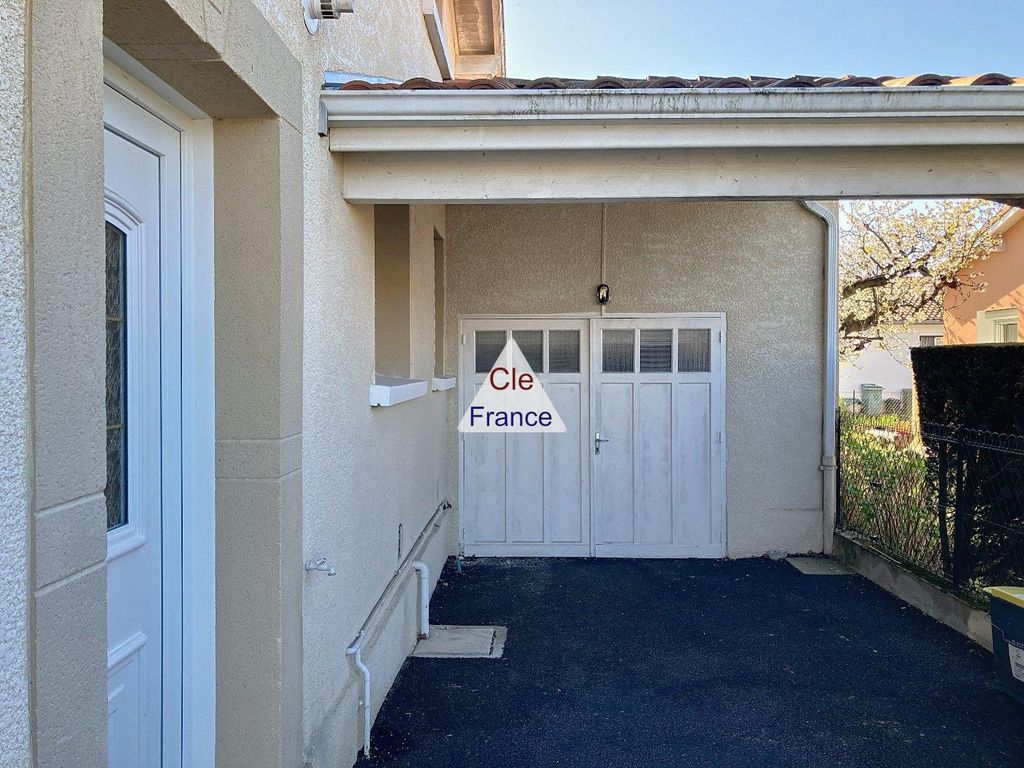 Property photo 3 of 10