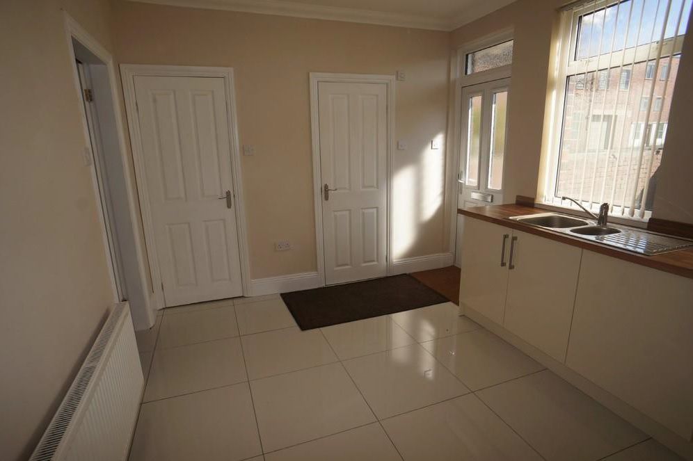 Property photo 3 of 13 Photo 03
