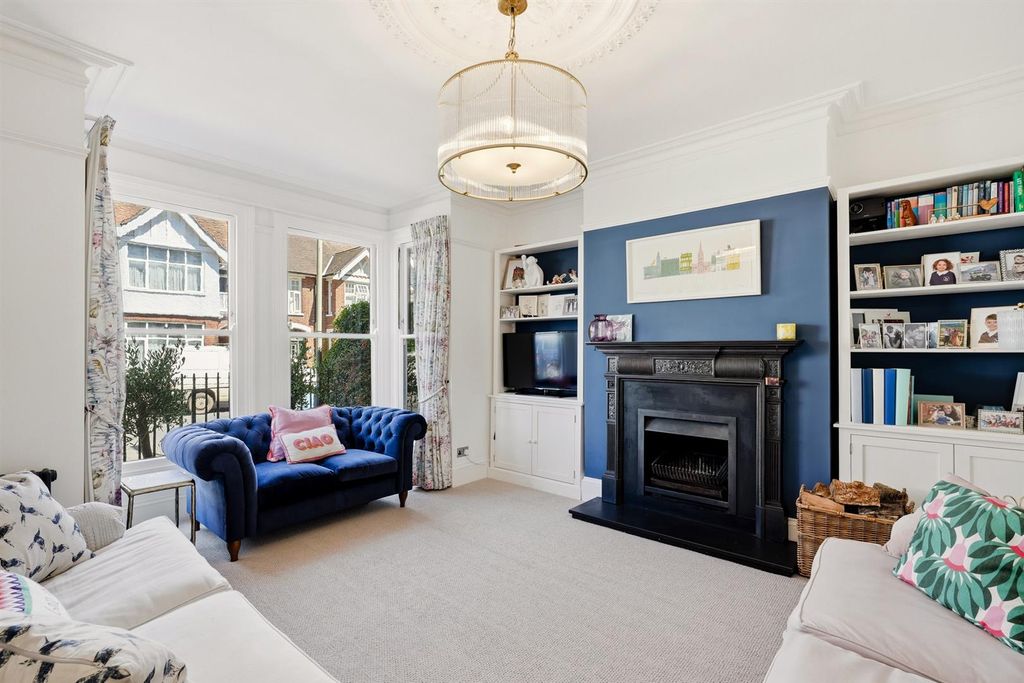 Property photo 3 of 34 57-Christchurchrd-009.Jpg