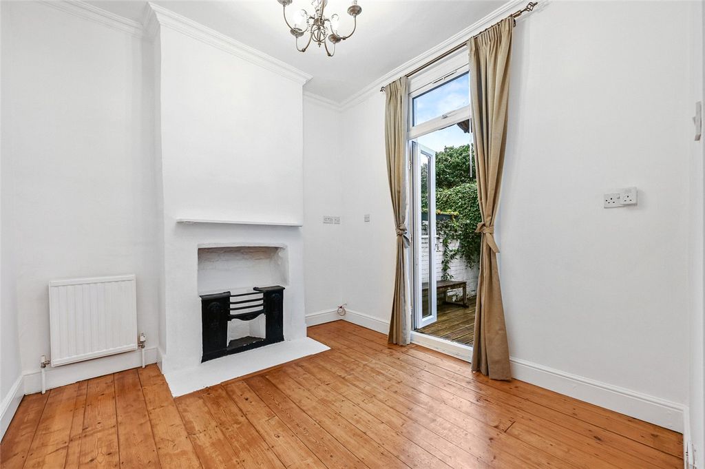 Property photo 3 of 11 Picture No. 11