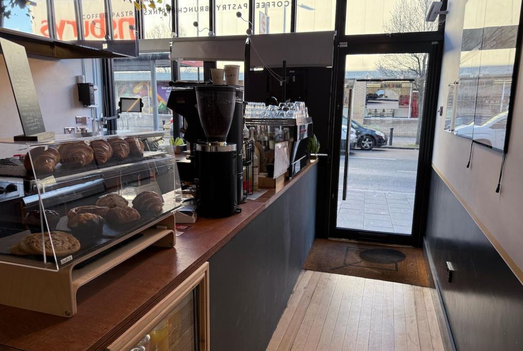 Property photo 1 of 4