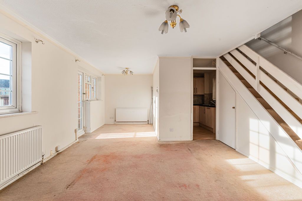 Property photo 3 of 19 Photo 5