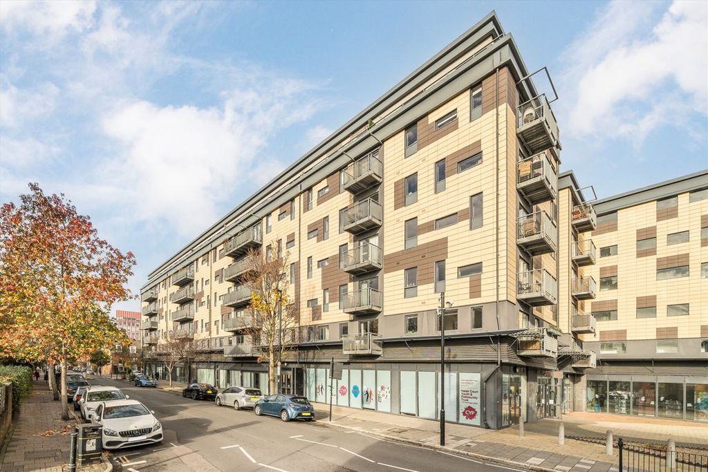 Property photo 1 of 7