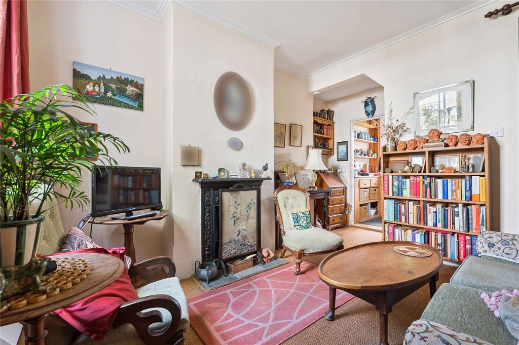 Property photo 2 of 9 Living Room