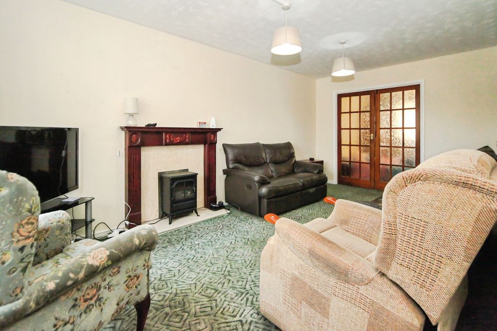 Property photo 2 of 24 B0Df6Ac4-Image00023.Jpg