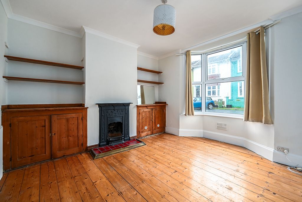 Property photo 3 of 22