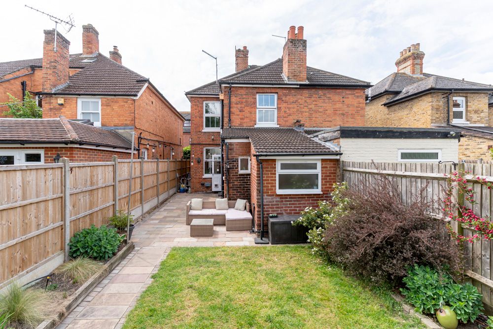 Property photo 2 of 30