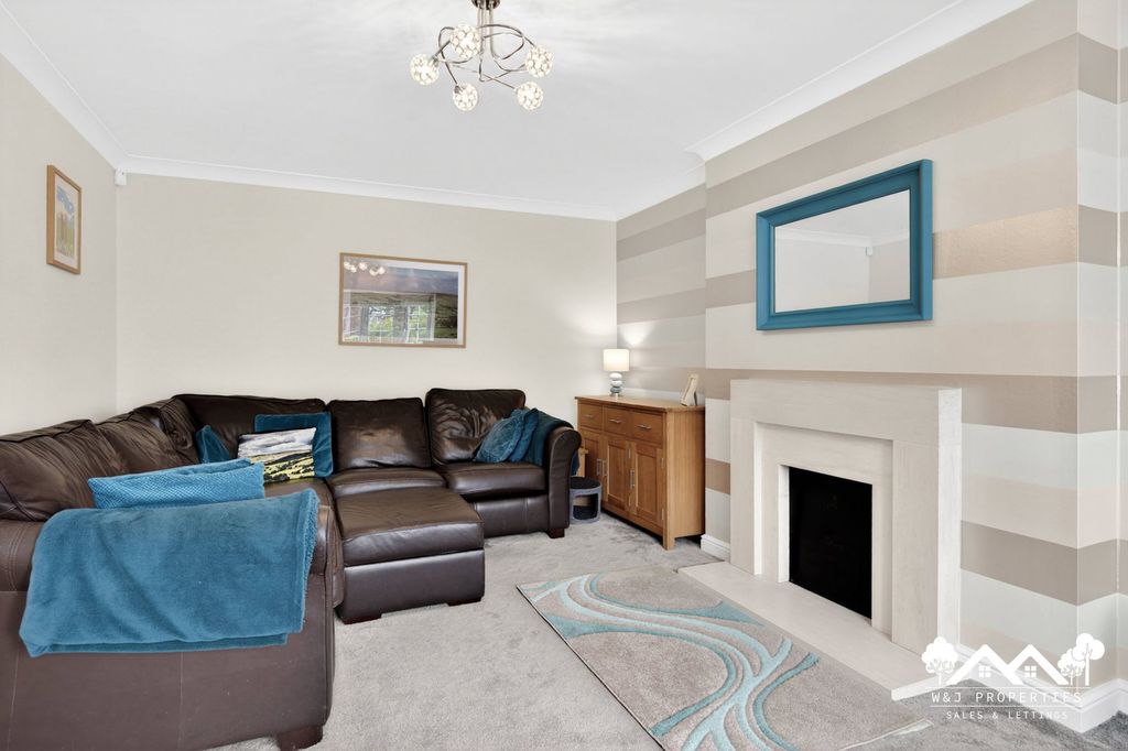 Property photo 3 of 50
