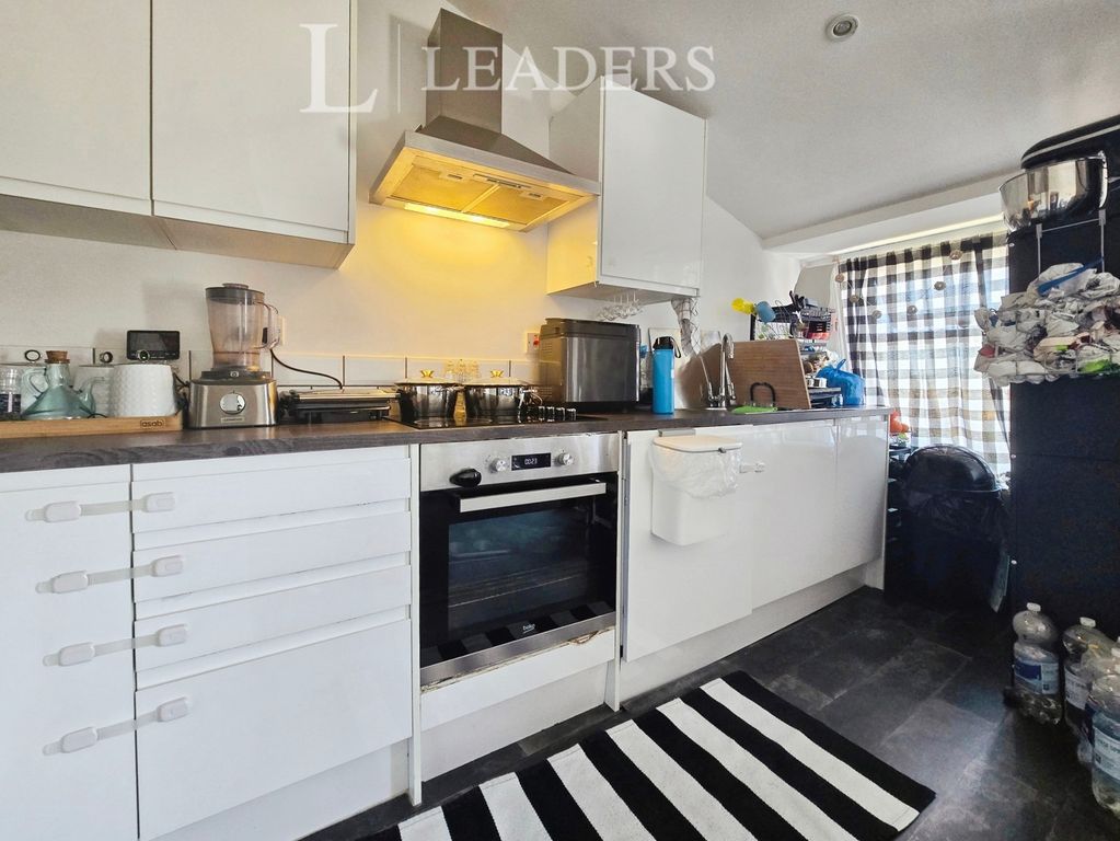 Property photo 2 of 10 Pbox-Img.Jpg