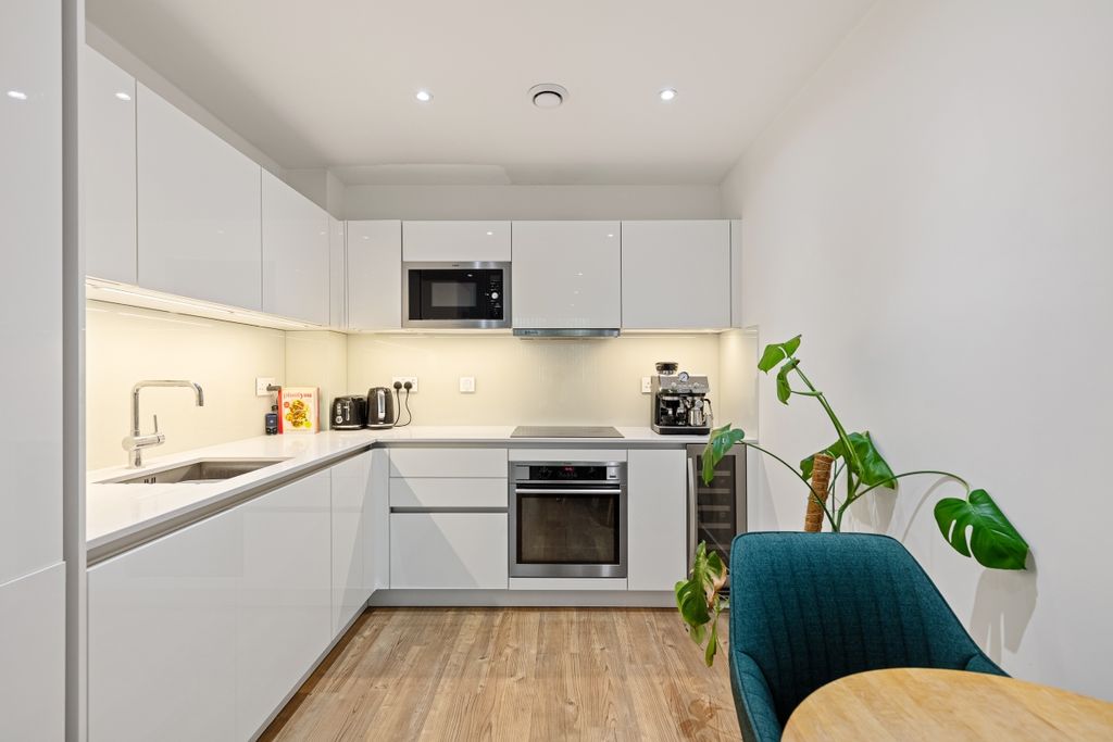 Property photo 2 of 11 094A1703