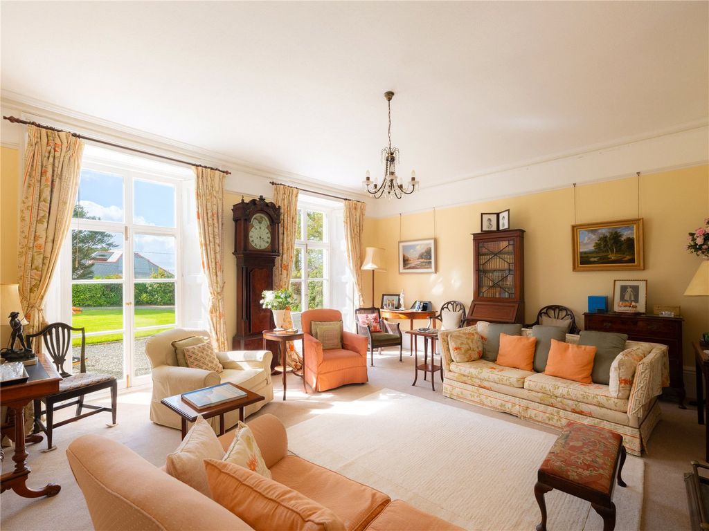 Property photo 3 of 24 Drawing Room