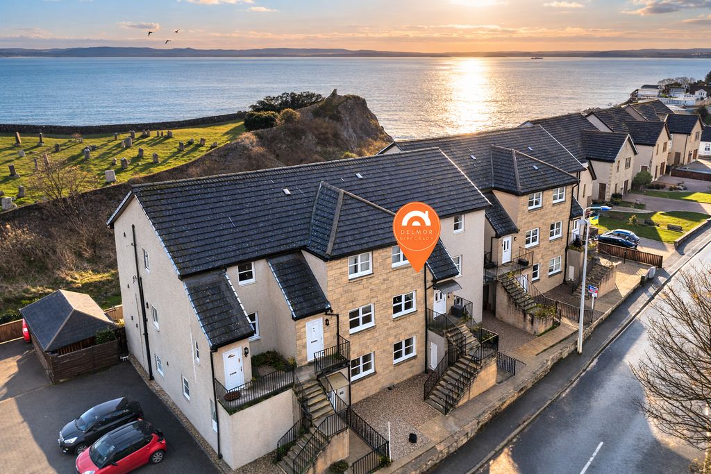 Property photo 1 of 33