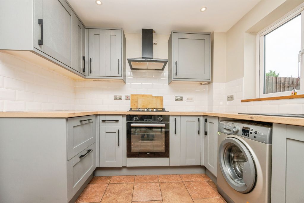 Property photo 3 of 16