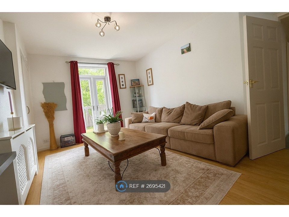 Property photo 1 of 5