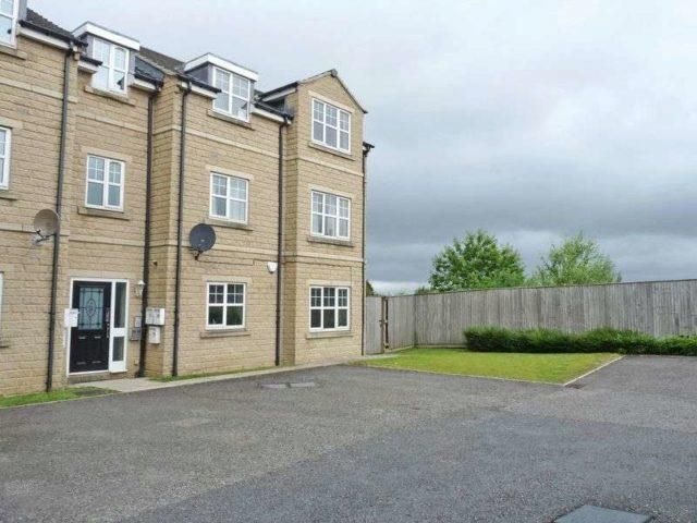 Property photo 1 of 7 Woolcombers Way.Jpg
