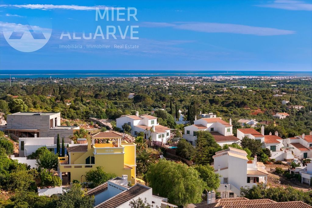 Property photo 1 of 64 5-Bedroom Villa With Sea Views & Rooftop Terrace - Moncarapacho