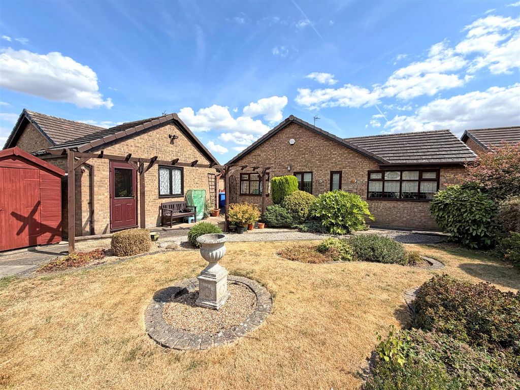 Property photo 1 of 22