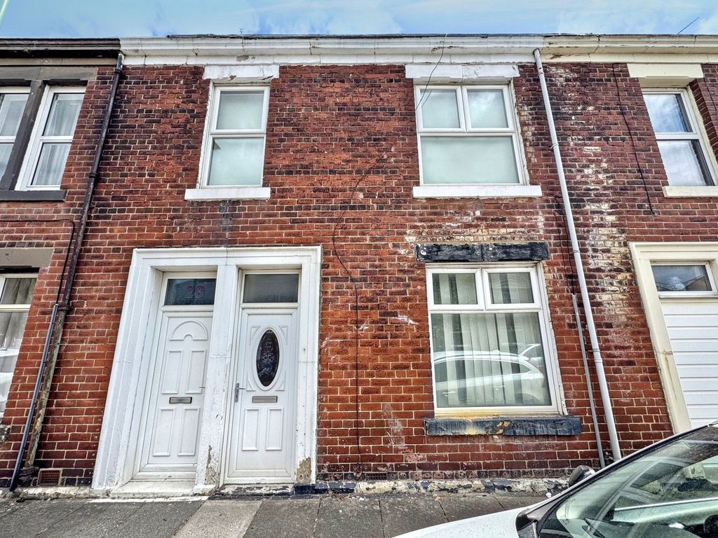 Property photo 1 of 15