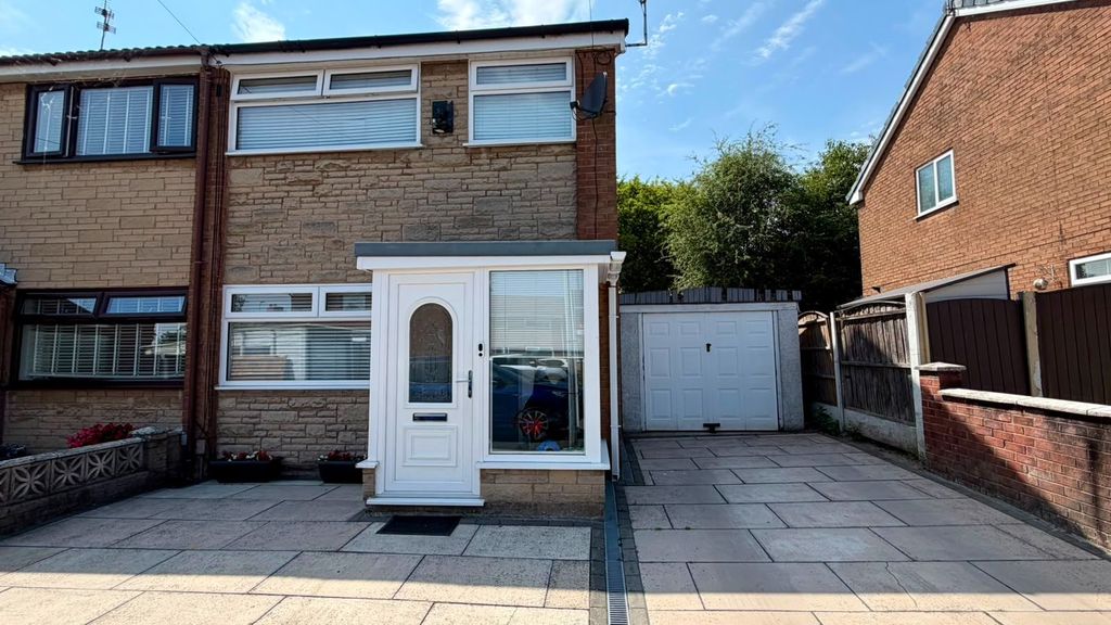 Property photo 1 of 36