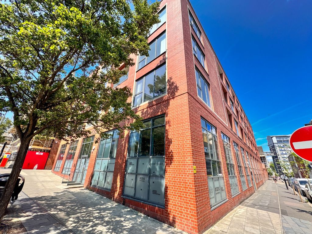 Property photo 2 of 10 4297163