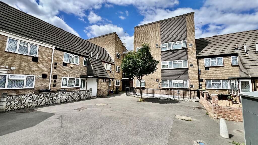 Property photo 1 of 8