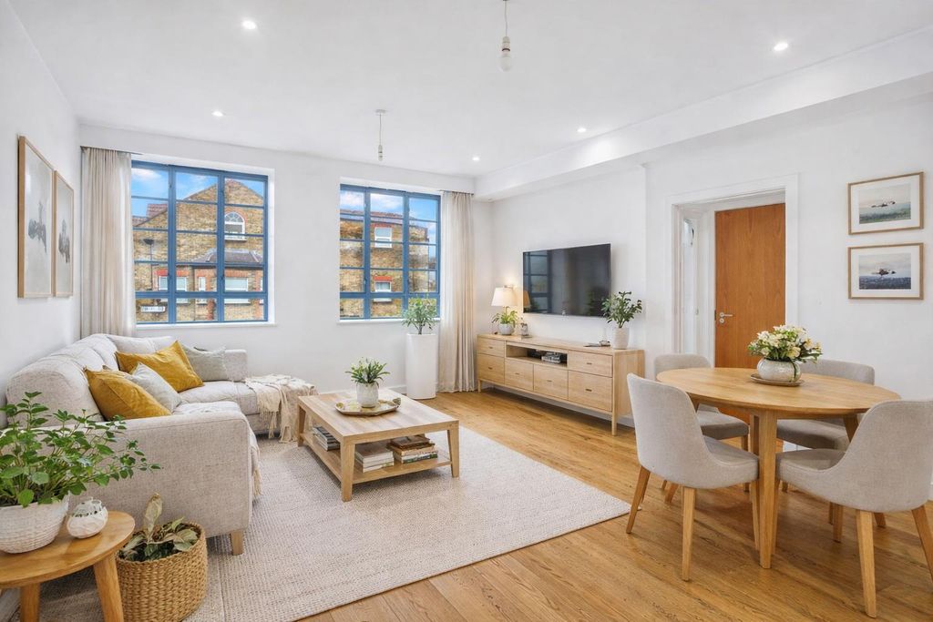 Property photo 1 of 12 3.Png