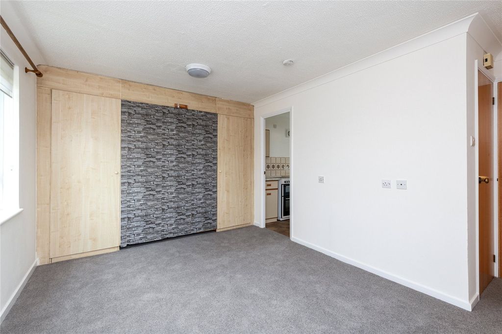 Property photo 2 of 11 Picture No. 05